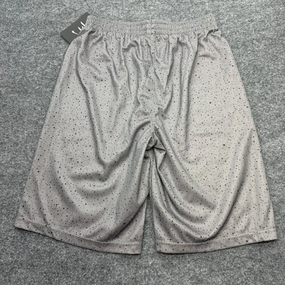 Nike Boys Russell Wilson 3 Dri-FIT Splatter Mesh Athletic Shorts Grey XL 13-15Y